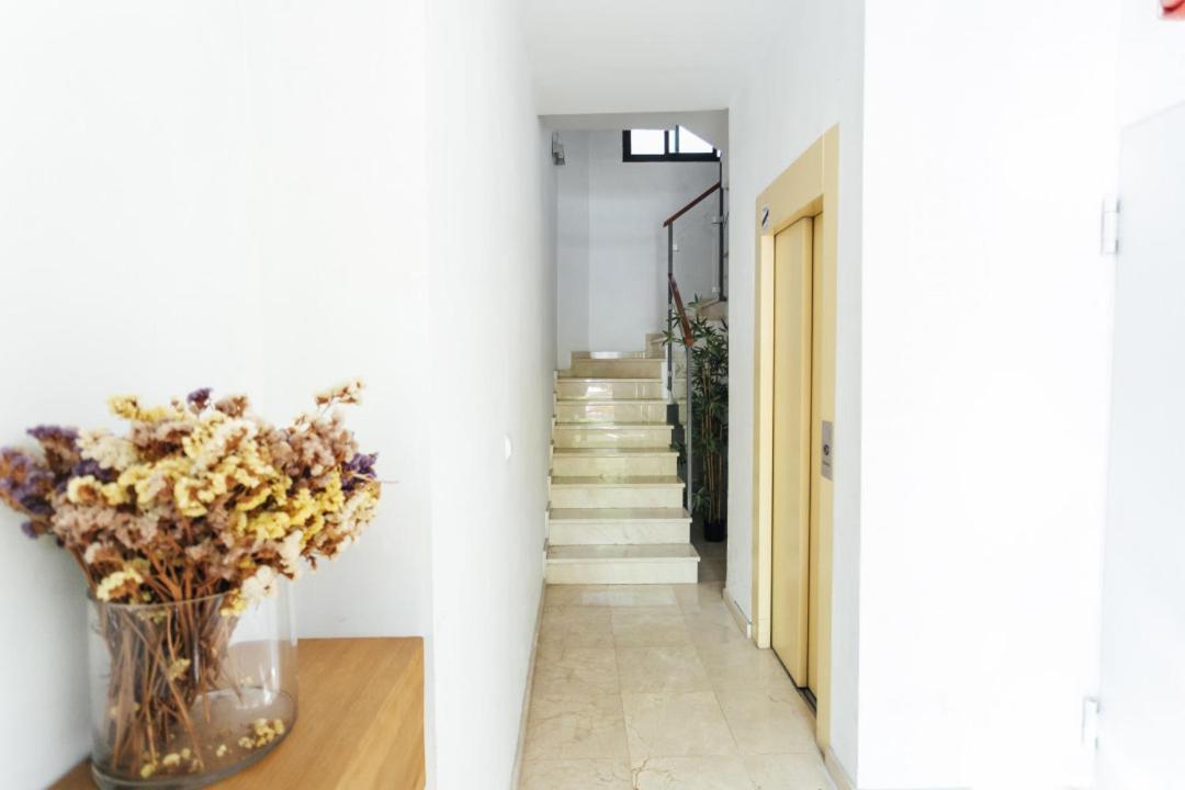 Minty Stay 3Bd Apartment - Triana Seville Exterior photo