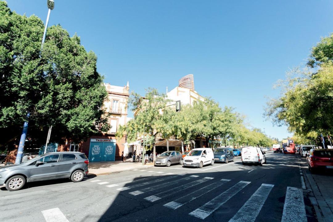 Minty Stay 3Bd Apartment - Triana Seville Exterior photo